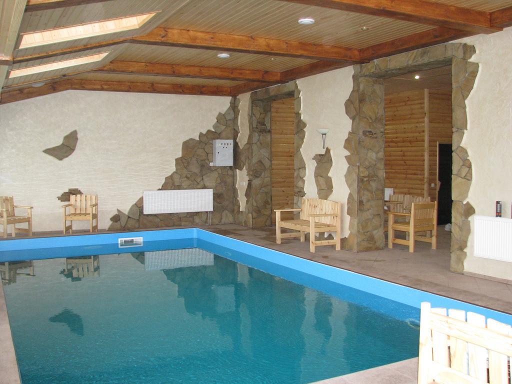 Hotel Grant Pesochin Dış mekan fotoğraf