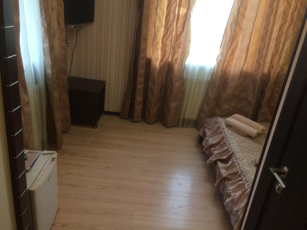 Hotel Grant Pesochin Dış mekan fotoğraf