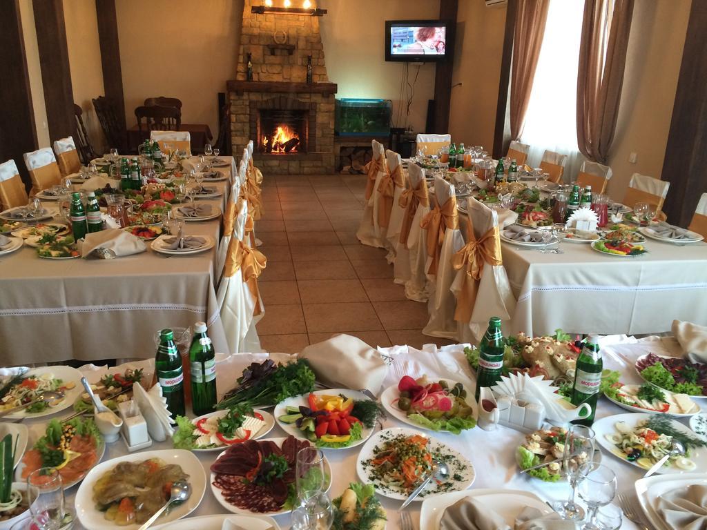 Hotel Grant Pesochin Dış mekan fotoğraf