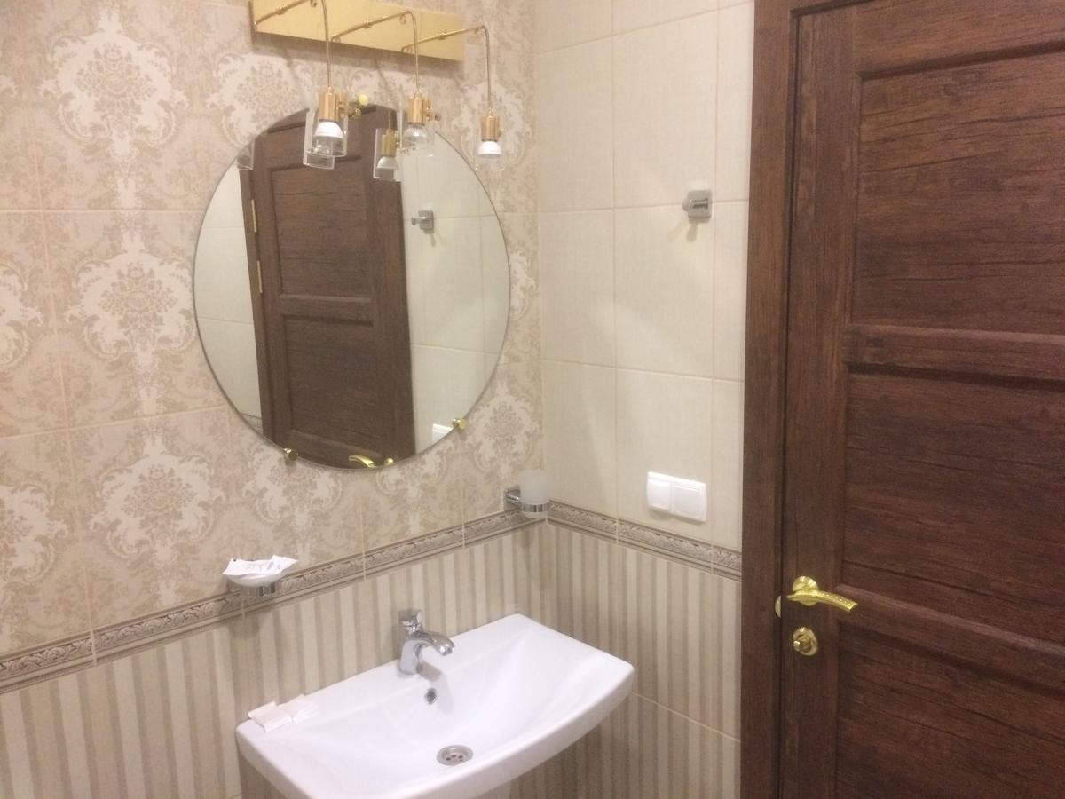 Hotel Grant Pesochin Dış mekan fotoğraf
